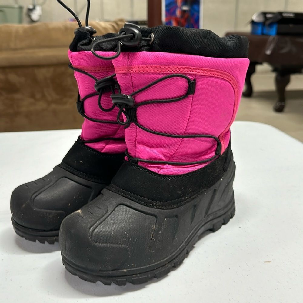 Itasca Girls Insulated Winter Boots - pink & black sz 2